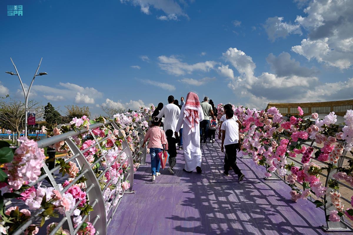 استخدامات الورد