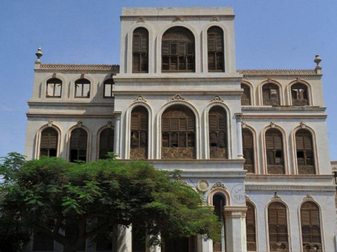 الورود في الفن